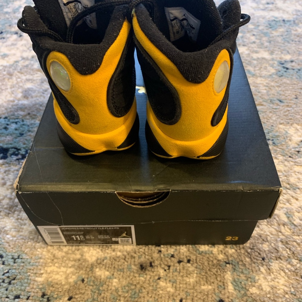 Air Jordan 13 Retro Black Yellow Sneakers - Picture 5 of 6